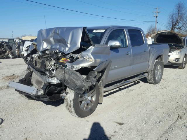 5TFLU4EN6EX096373 - 2014 TOYOTA TACOMA DOU SILVER photo 2