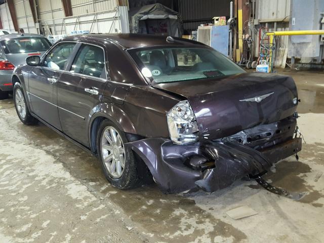 2C3JA63H05H519160 - 2005 CHRYSLER 300C RED photo 3