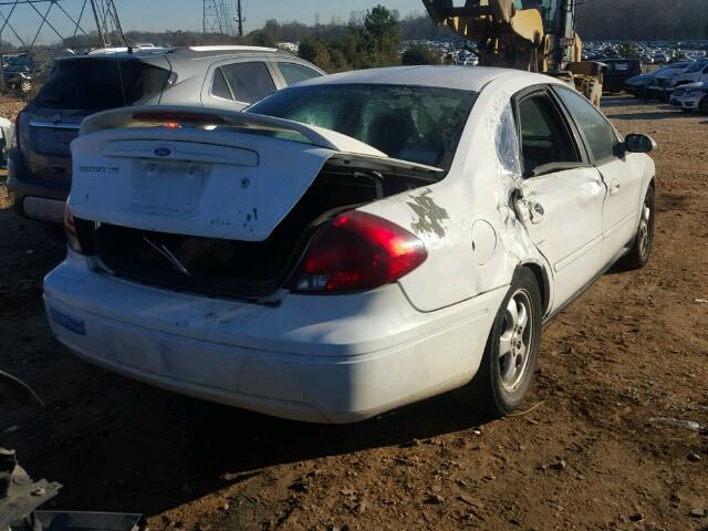 1FAFP53225A262125 - 2005 FORD TAURUS SE WHITE photo 4