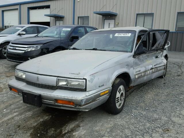 1G3NF14D7KM292832 - 1989 OLDSMOBILE CUTLASS CA SILVER photo 2