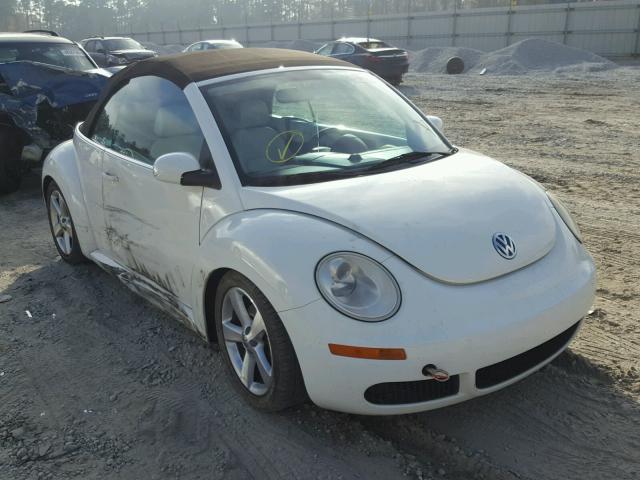 3VWFF31Y07M421445 - 2007 VOLKSWAGEN NEW BEETLE WHITE photo 1