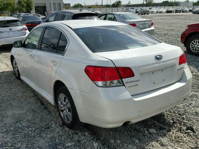 4S3BMCA61B3213641 - 2011 SUBARU LEGACY 2.5 WHITE photo 3