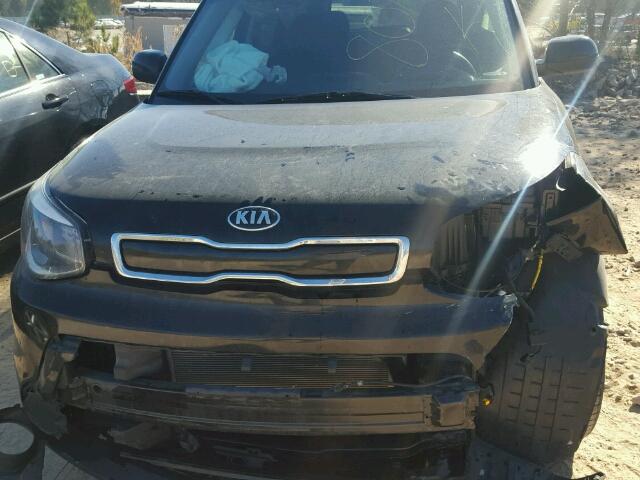 KNDJP3A54F7118077 - 2015 KIA SOUL + BLACK photo 9