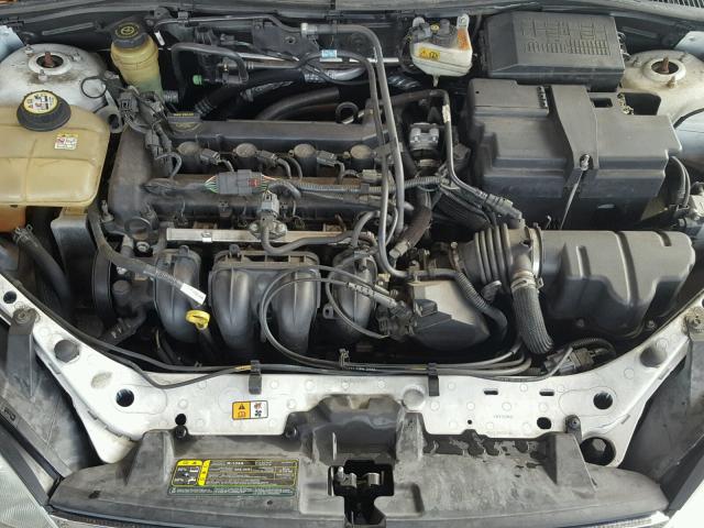 1FAFP36N26W119240 - 2006 FORD FOCUS ZXW WHITE photo 7