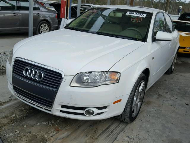 WAUAF78EX7A043886 - 2007 AUDI A4 2 WHITE photo 2