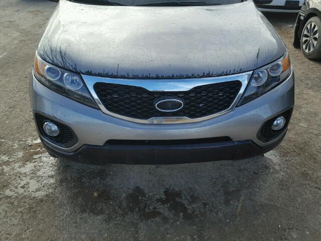 5XYKW4A29CG188742 - 2012 KIA SORENTO SX GRAY photo 7