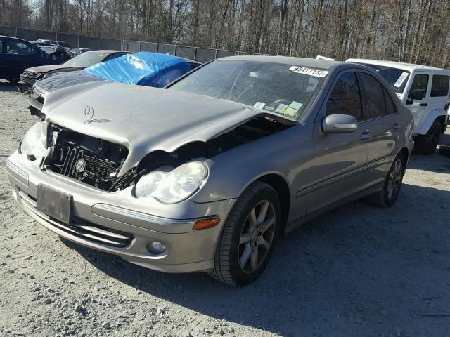 WDBRF92H57F876792 - 2007 MERCEDES-BENZ C 280 4MAT SILVER photo 2