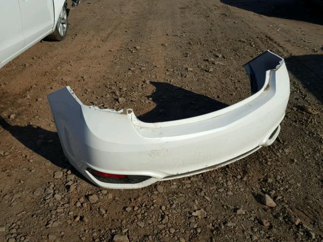 19UDE2F31GA023373 - 2016 ACURA ILX BASE WHITE photo 9