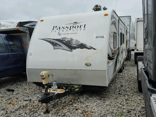 4YDT29022BT412707 - 2011 KEYSTONE PASSPORT 白色 照片 2