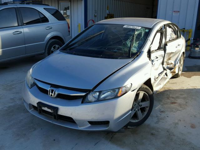 2HGFA1F69BH515586 - 2011 HONDA CIVIC LX-S ვერცხლისფერი ფოტო 2