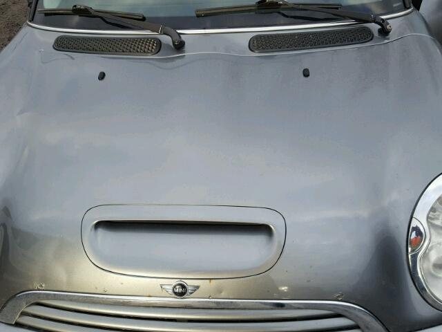 WMWRE33576TJ33229 - 2006 MINI COOPER S GRAY photo 7