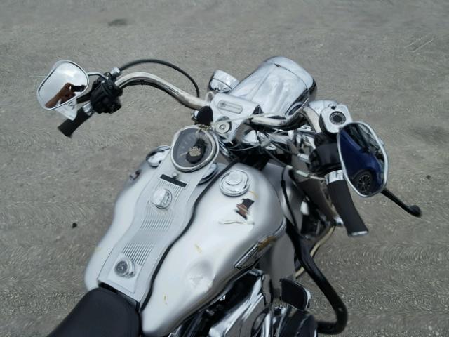 1HD1FRW443Y745355 - 2003 HARLEY-DAVIDSON FLHRCI ANN SILVER photo 5