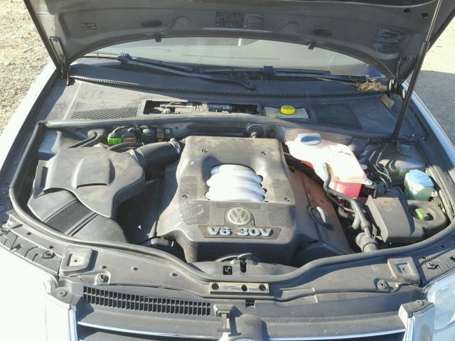 WVWRH63B24P158465 - 2004 VOLKSWAGEN PASSAT GLX 灰色 照片 7