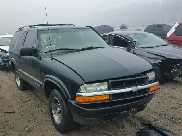 1GNCS18W72K125212 - 2002 CHEVROLET BLAZER GREEN photo 1