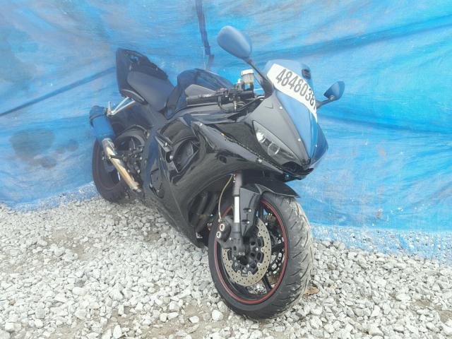 JYARJ06E35A026550 - 2005 YAMAHA YZFR6 L BLACK photo 1