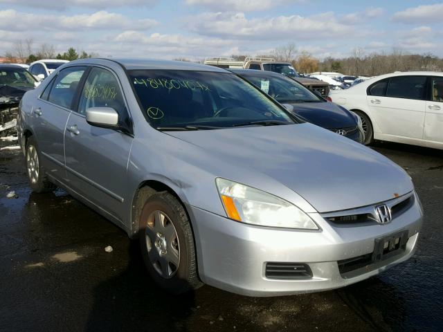 1HGCM55407A195677 - 2007 HONDA ACCORD LX SILVER photo 1