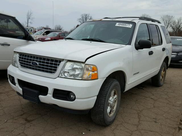 1FMZU63E95UB19621 - 2005 FORD EXPLORER X WHITE photo 2