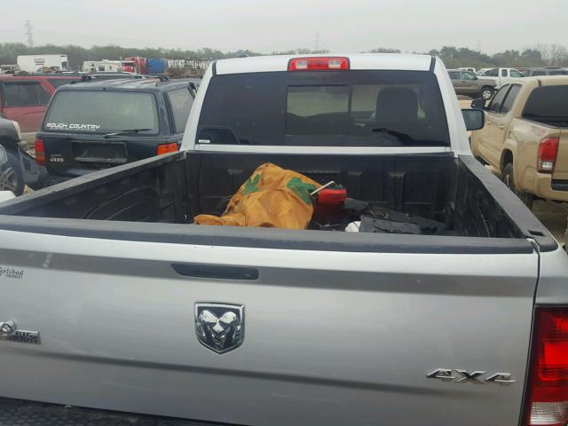 1C6RR7GT1GS221831 - 2016 RAM 1500 SLT ვერცხლისფერი ფოტო 6