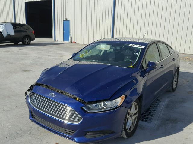 3FA6P0H78GR323221 - 2016 FORD FUSION SE BLUE photo 2