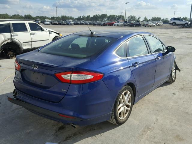 3FA6P0H78GR323221 - 2016 FORD FUSION SE BLUE photo 4