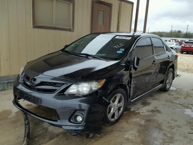 2T1BU4EE3BC704940 - 2011 TOYOTA COROLLA BA BLACK photo 2