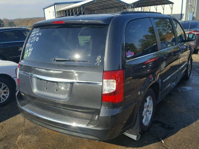 2A4RR5DG8BR675518 - 2011 CHRYSLER TOWN & COU GRAY photo 4