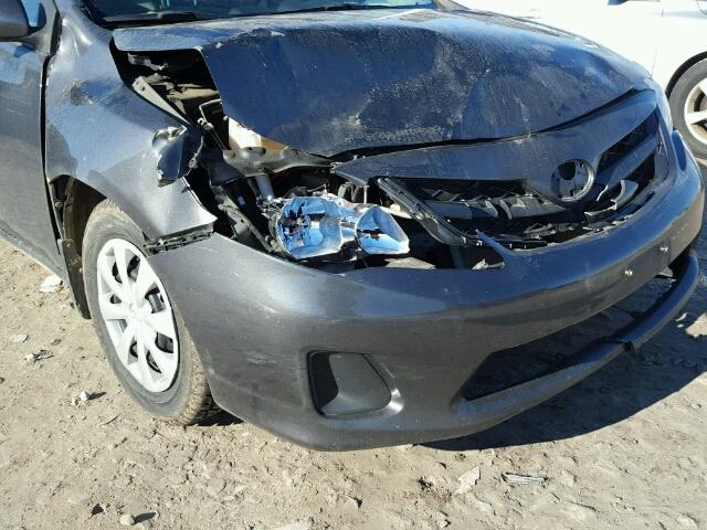 2T1BU4EE2DC123092 - 2013 TOYOTA COROLLA BA GRAY photo 9