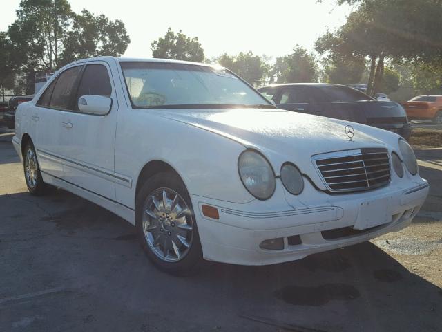 WDBJF65J0YB149238 - 2000 MERCEDES-BENZ E 320 WHITE photo 1