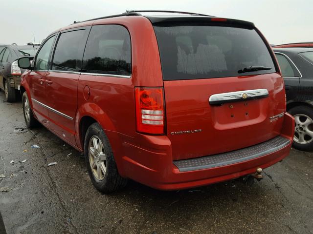 2A8HR54109R556037 - 2009 CHRYSLER TOWN & COU RED photo 3