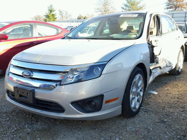 3FAHP0HA2AR349857 - 2010 FORD FUSION SE BEIGE photo 2