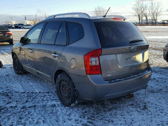 KNAHH8A85B7343893 - 2011 KIA RONDO GRAY photo 3