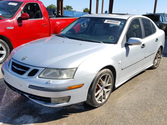 YS3FH49YX41036211 - 2004 SAAB 9-3 AERO SILVER photo 2