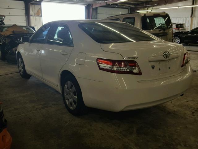 4T4BF3EK5AR073234 - 2010 TOYOTA CAMRY BASE WHITE photo 3