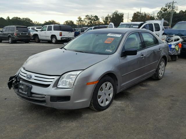 3FAHP06Z58R213435 - 2008 FORD FUSION S GRAY photo 2