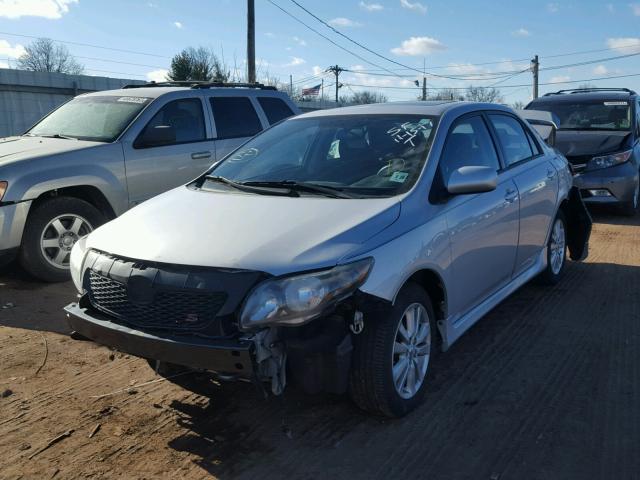 2T1BU4EE7AC474723 - 2010 TOYOTA COROLLA BA SILVER photo 2