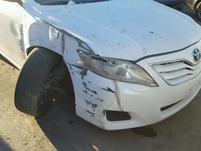 4T4BF3EK3BR185922 - 2011 TOYOTA CAMRY BASE WHITE photo 9