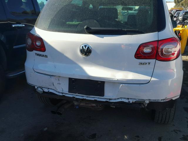 WVGAV7AX4AW514714 - 2010 VOLKSWAGEN TIGUAN S WHITE photo 9
