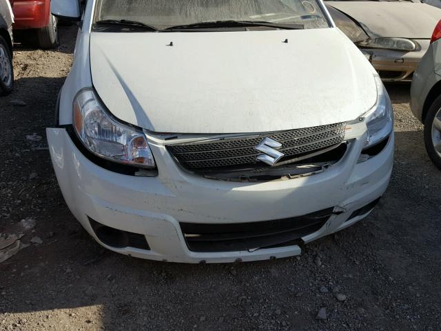 JS2YB413985102835 - 2008 SUZUKI SX4 BASE WHITE photo 8