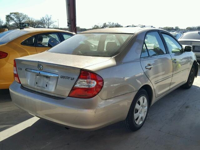 JTDBE32K320078060 - 2002 TOYOTA CAMRY LE BEIGE photo 4