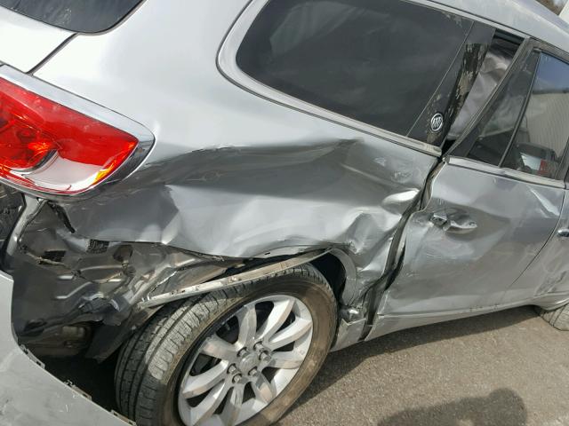 5GAKVCKD8FJ185513 - 2015 BUICK ENCLAVE SILVER photo 9