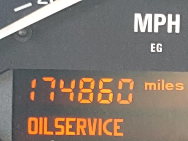 WBABJ6322SJD44304 - 1995 BMW 325 IC AUT GREEN photo 8