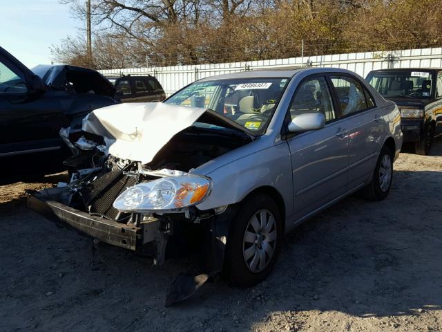 2T1BR32E43C065937 - 2003 TOYOTA COROLLA SILVER photo 2