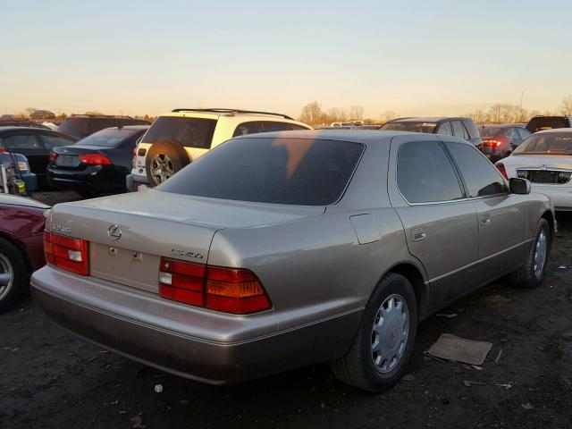 JT8BH28F6W0119409 - 1998 LEXUS LS 400 GRAY photo 4