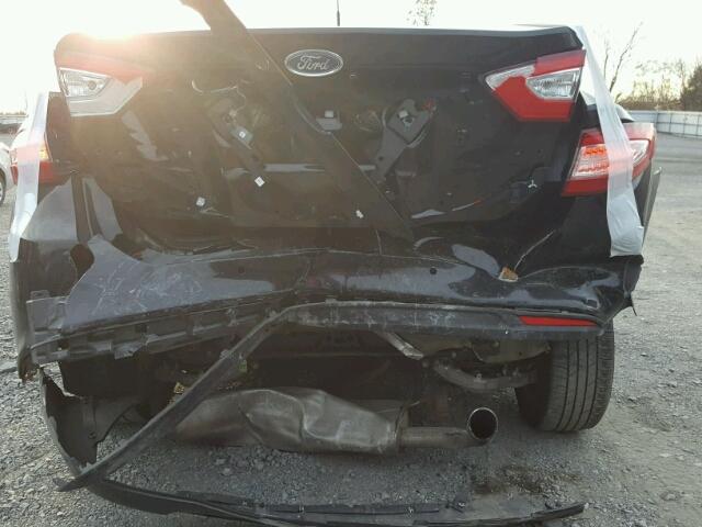 1FA6P0HD9G5123425 - 2016 FORD FUSION SE BLACK photo 9