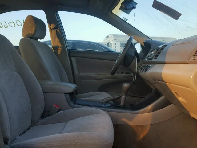 4T1BE32K72U535229 - 2002 TOYOTA CAMRY LE ლურჯი ფოტო 5