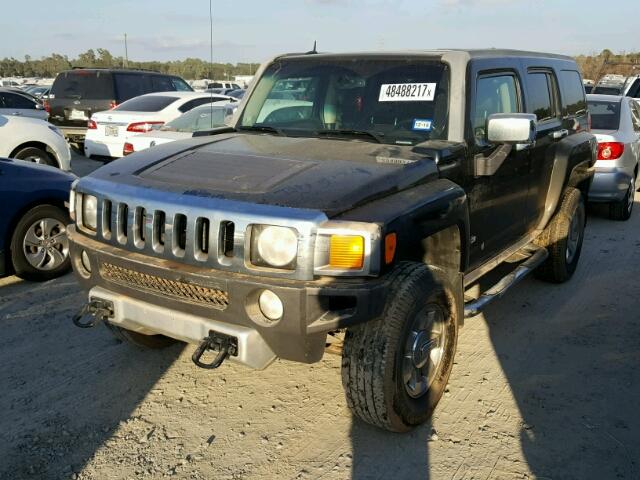 5GTEN13E888178555 - 2008 HUMMER H3 BLACK photo 2