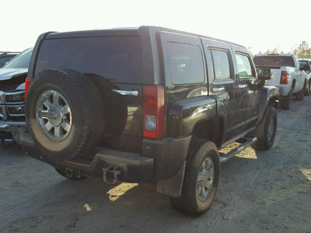 5GTEN13E888178555 - 2008 HUMMER H3 BLACK photo 4