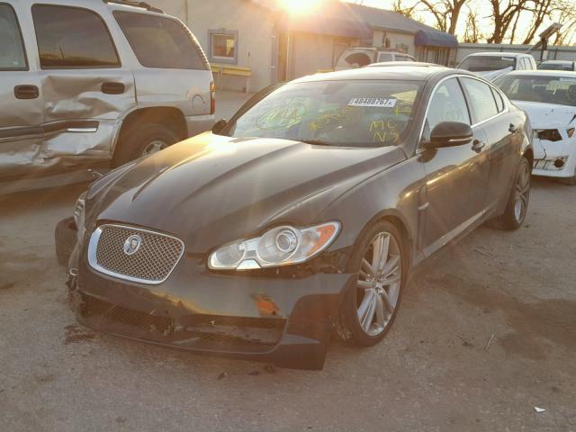 SAJWA0HE7AMR70270 - 2010 JAGUAR XF SUPERCH GREEN photo 2