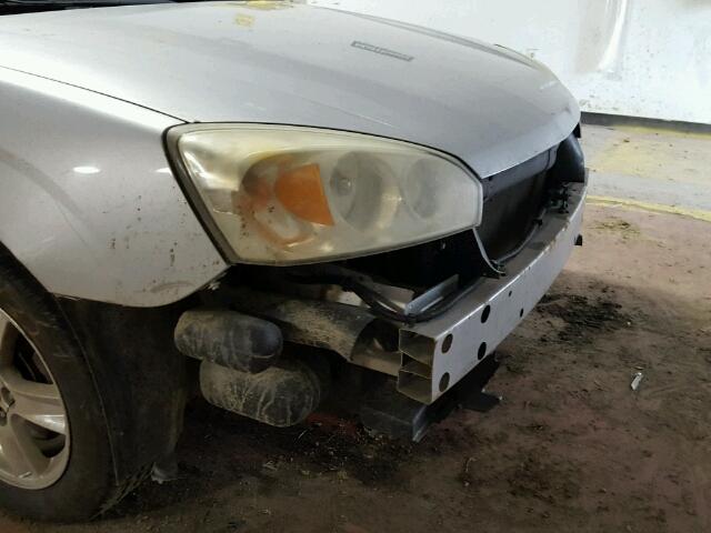 1G1ZT62895F163232 - 2005 CHEVROLET MALIBU MAX 银色 照片 9