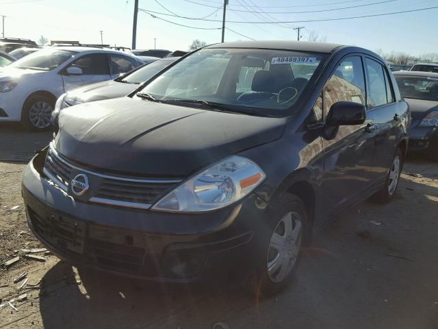 3N1BC11E29L442765 - 2009 NISSAN VERSA S BLACK photo 2